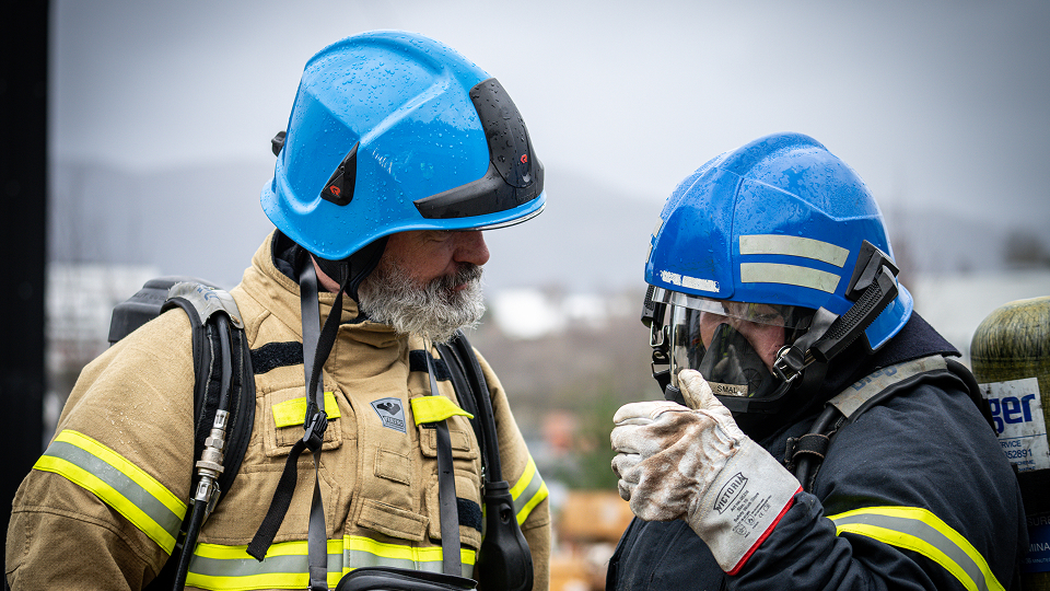 fire-safety-experts-in-protective-gear