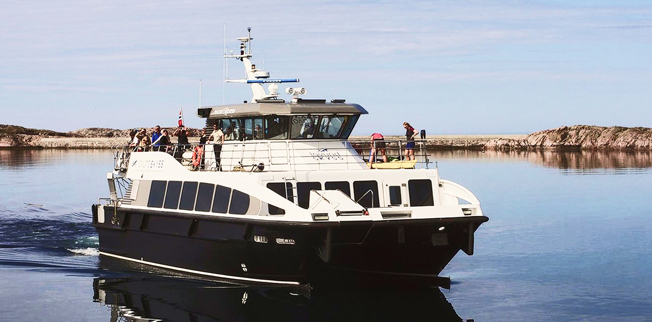 maritime-student-aboard-training-vessel